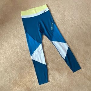 EUC Nike Leggings